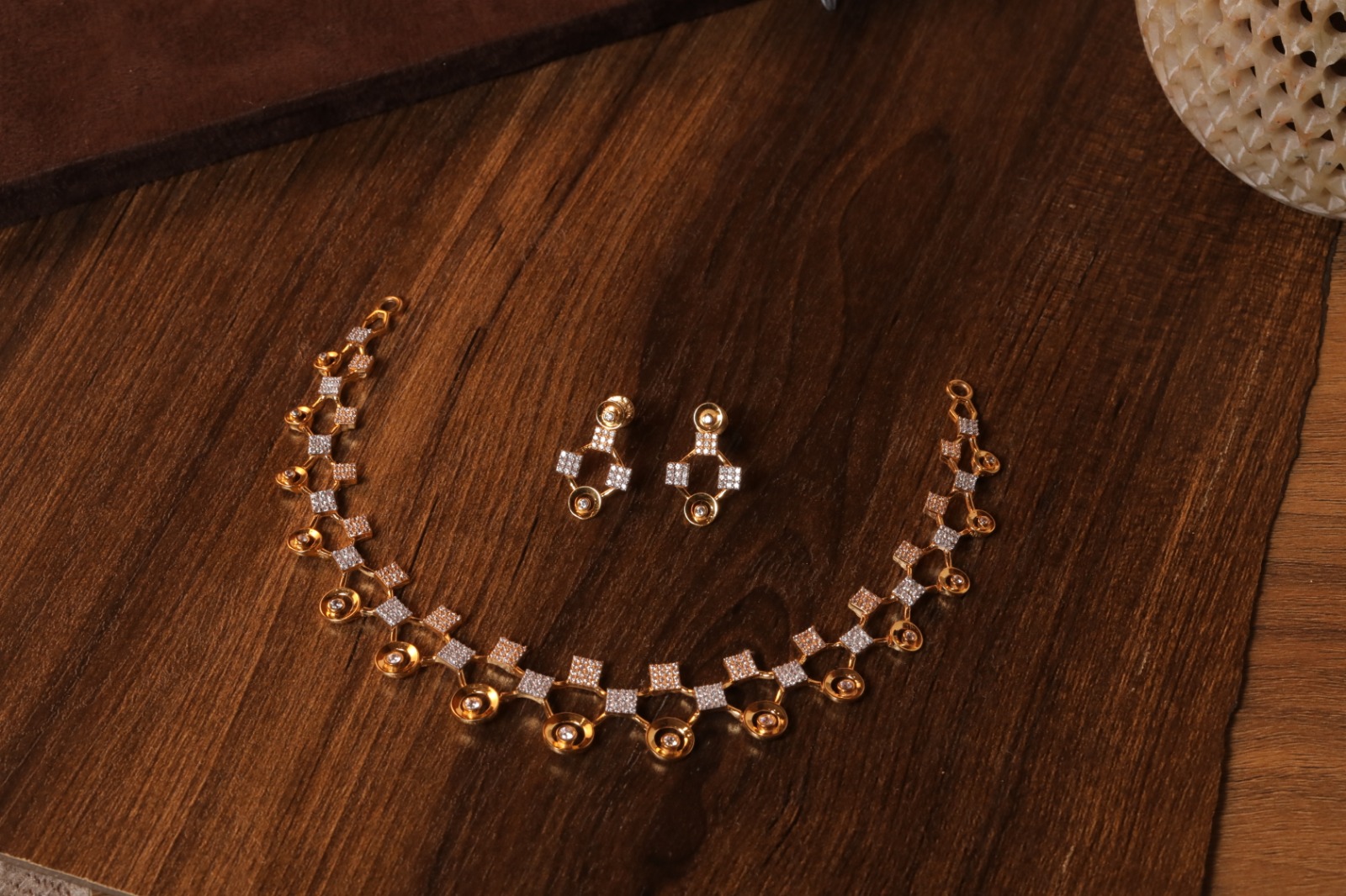 Necklace 1
