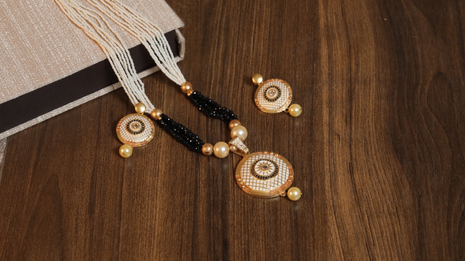 Necklace 4
